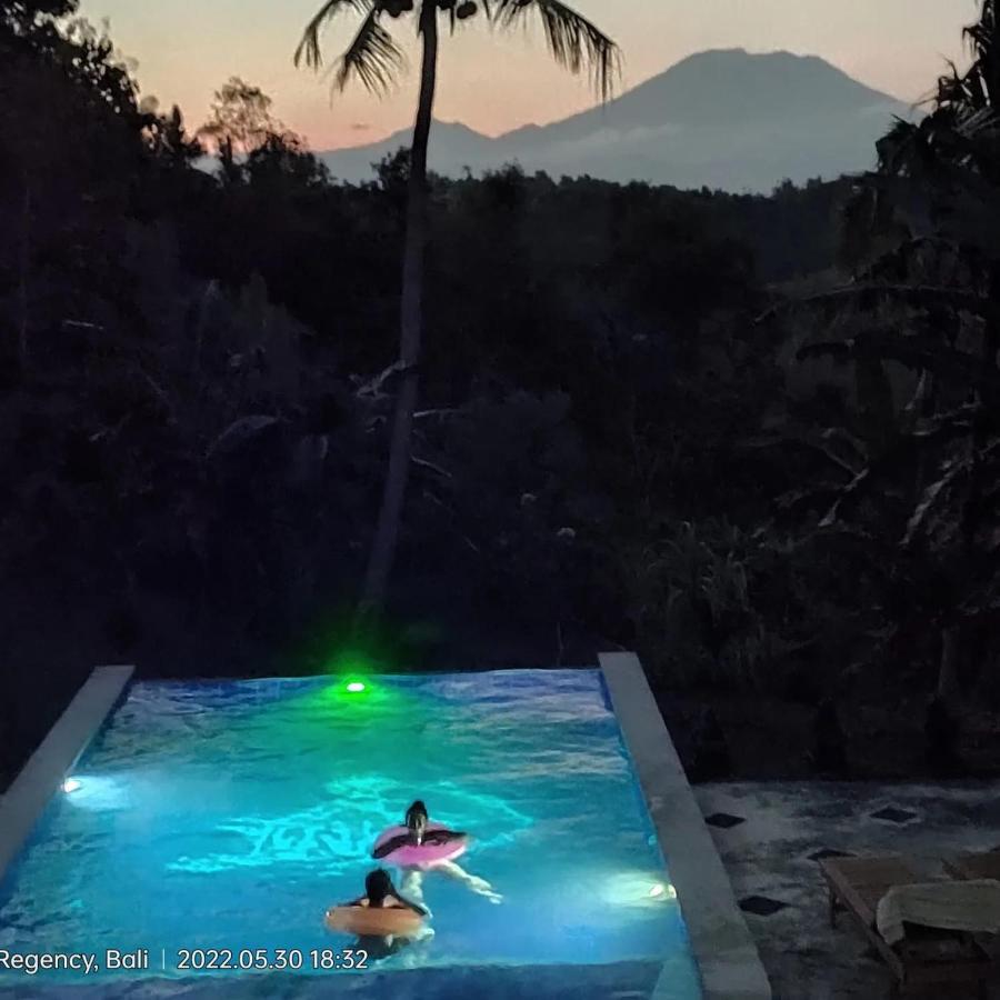 Villa Ume Tenang Nusa Penida Exteriör bild