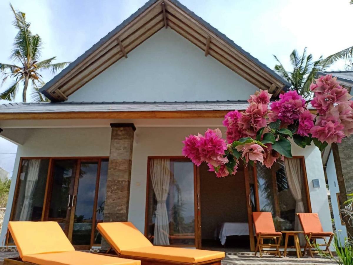 Villa Ume Tenang Nusa Penida Exteriör bild
