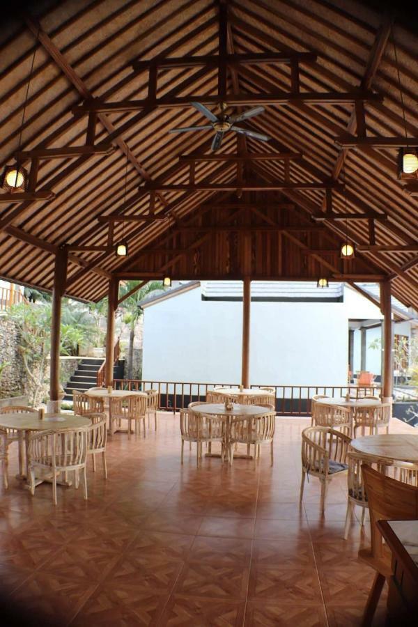 Villa Ume Tenang Nusa Penida Exteriör bild
