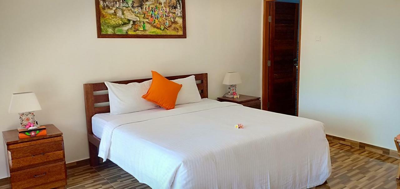 Villa Ume Tenang Nusa Penida Exteriör bild